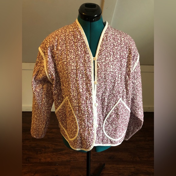 Universal Thread Jackets & Blazers - NWT Universal Thread Quilted Pink Flower Coat/Jacket, size Large